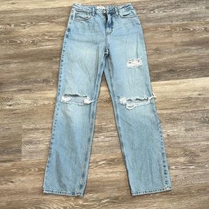 Forever 21 straight leg, full length mom Jean